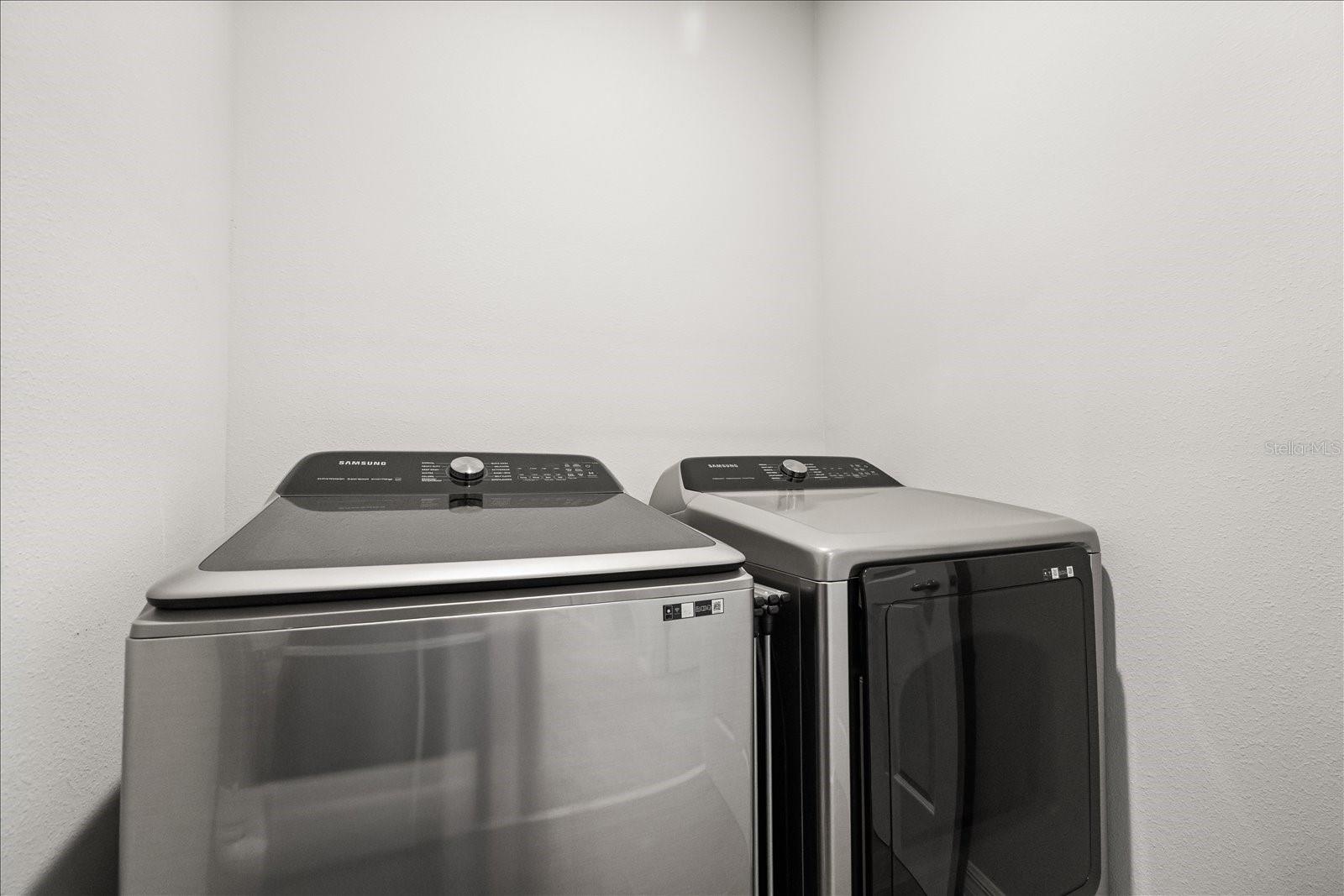 SILVER SPRINGS - Residential