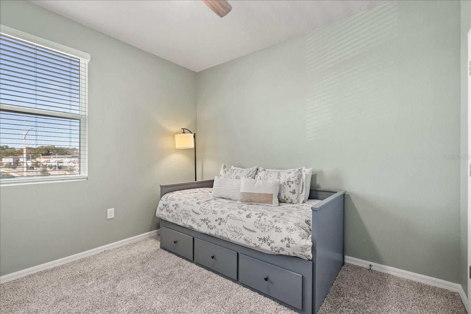 SILVER SPRINGS - Residential