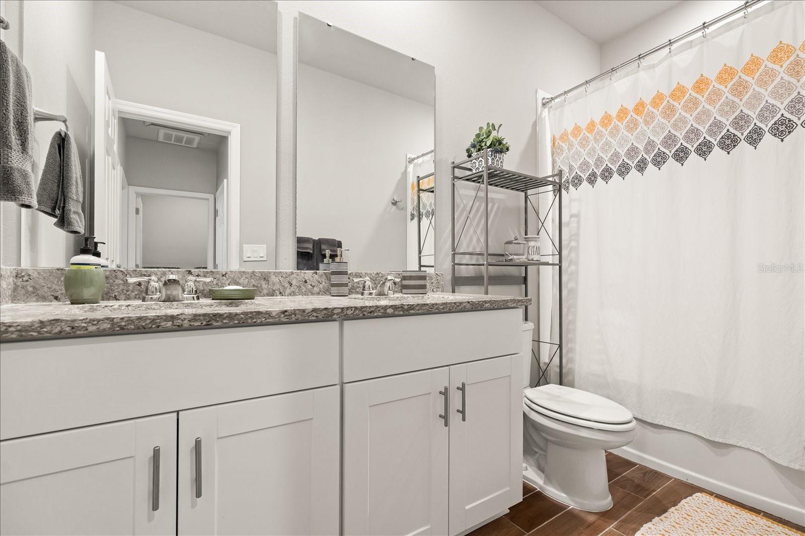 SILVER SPRINGS - Residential