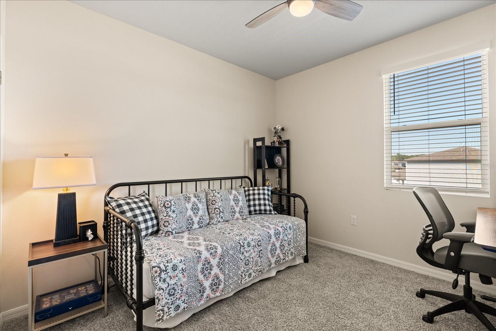 SILVER SPRINGS - Residential