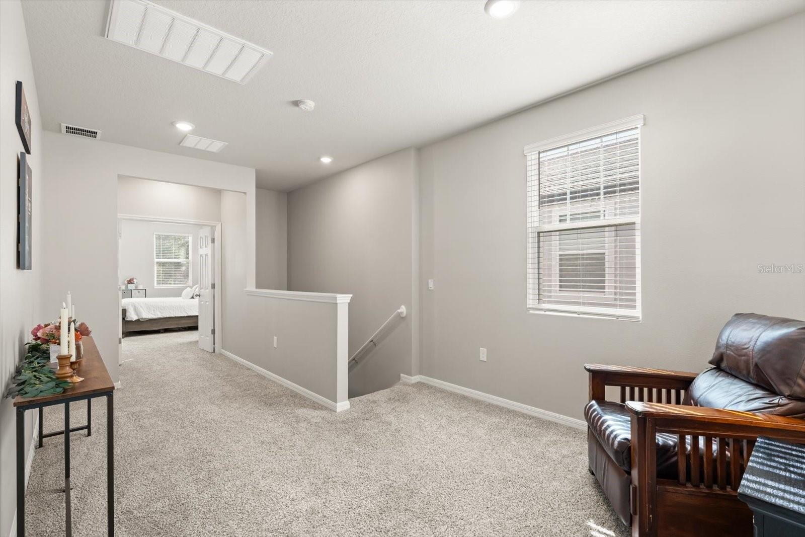 SILVER SPRINGS - Residential