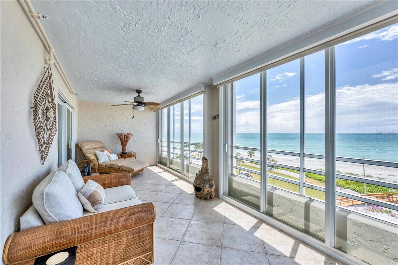 ISLAND SHORES - Residential