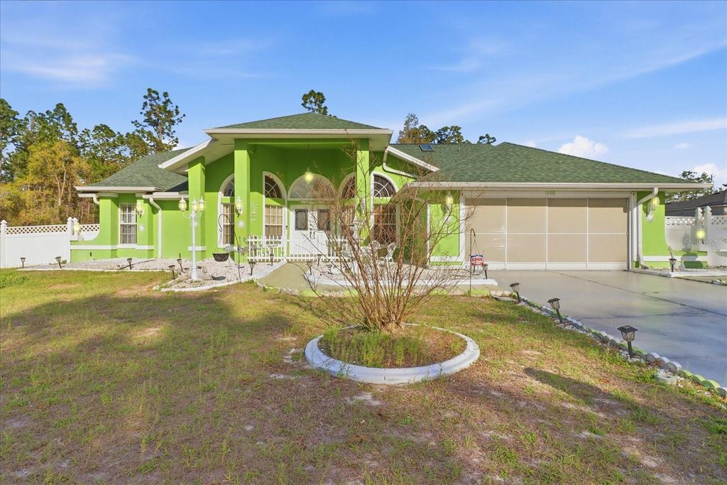 Photo of 13061 SW 77th Avenue, Ocala, FL 34473 (MLS # OM720884)