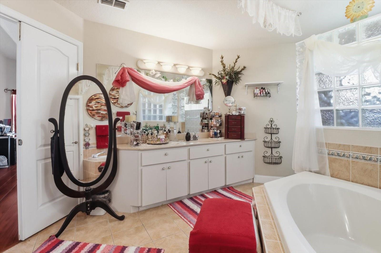 MARION OAKS UN 10 - Residential