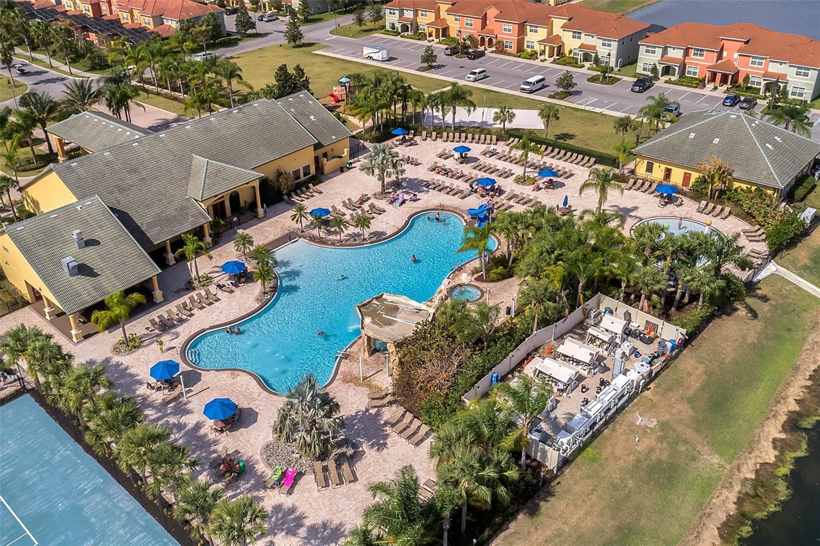 PARADISE PALMS RESORT - Residential