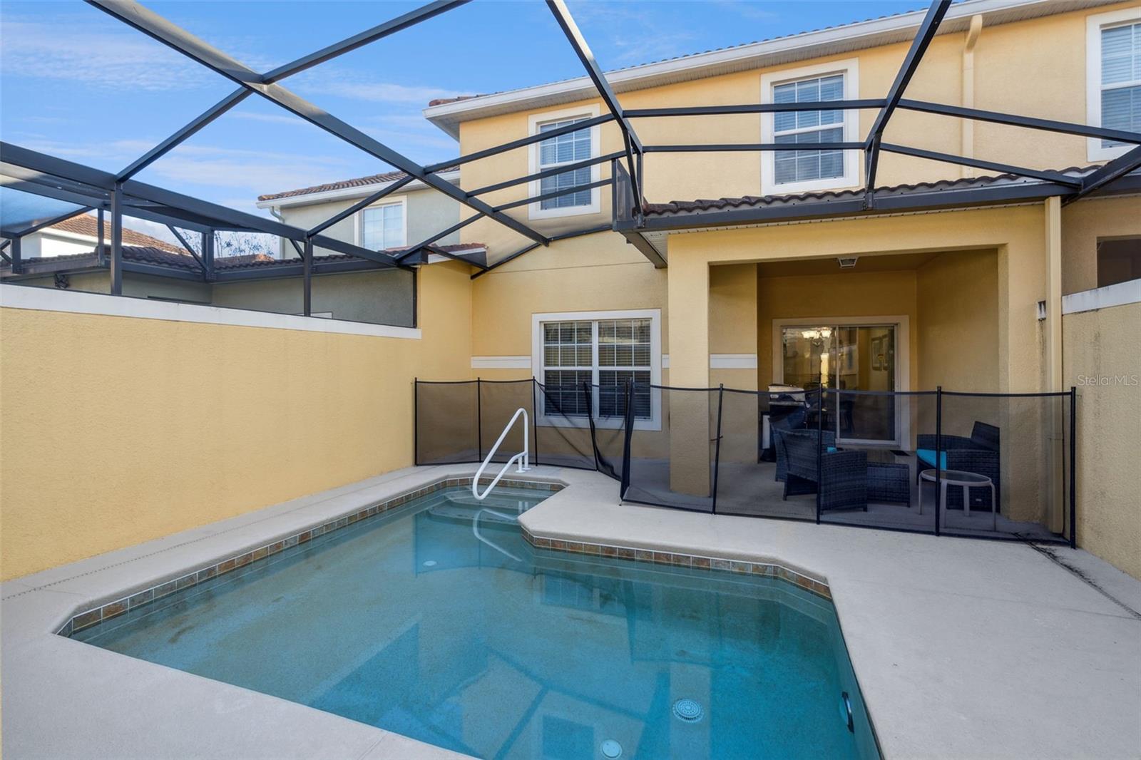 PARADISE PALMS RESORT - Residential