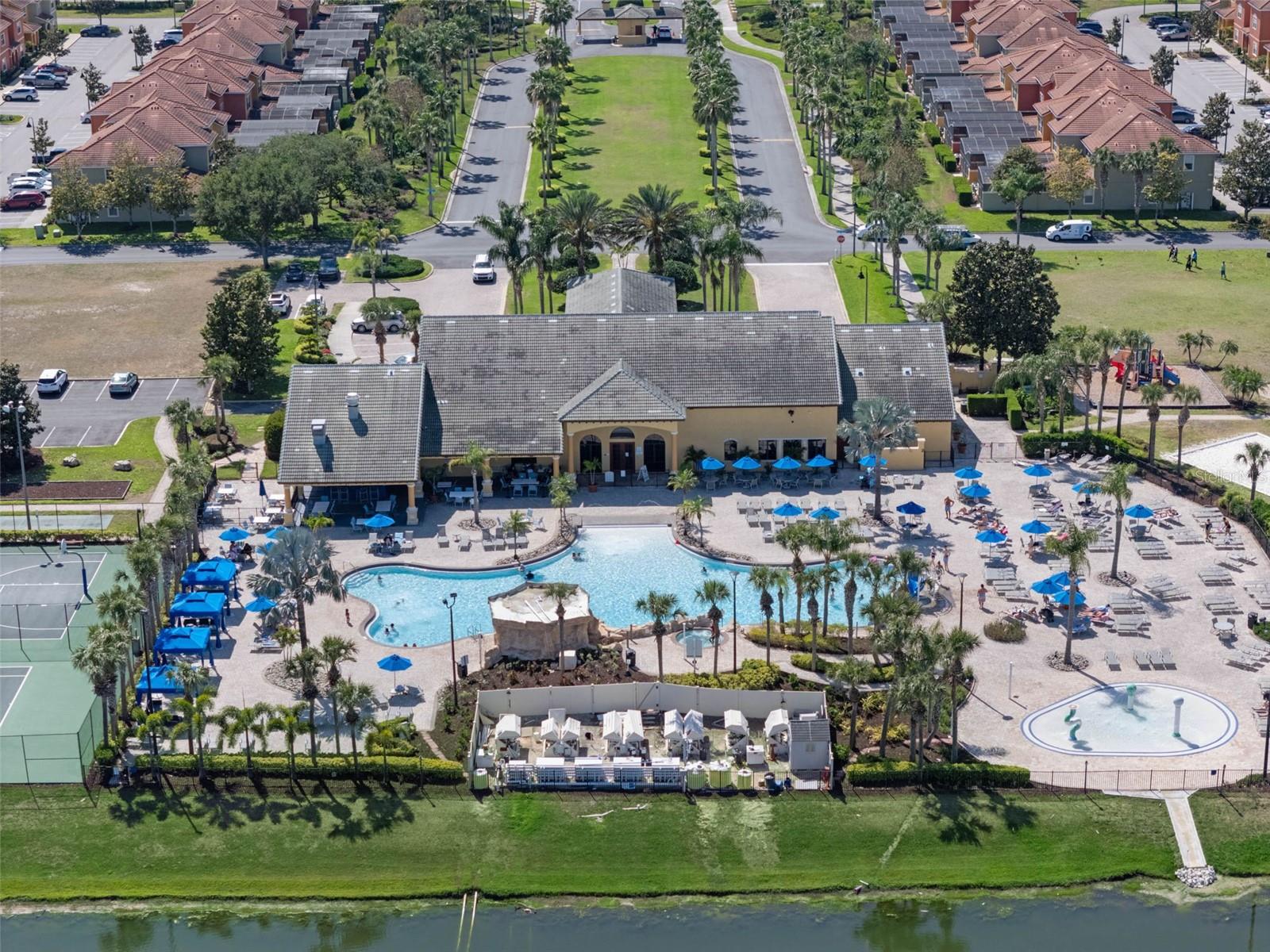 PARADISE PALMS RESORT - Residential