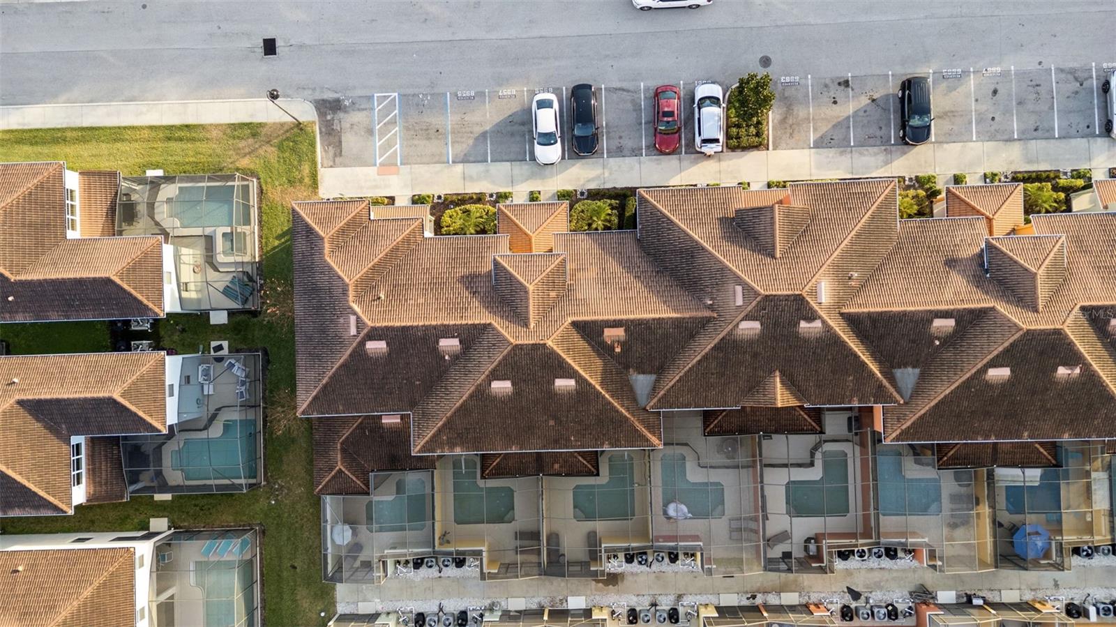 PARADISE PALMS RESORT - Residential