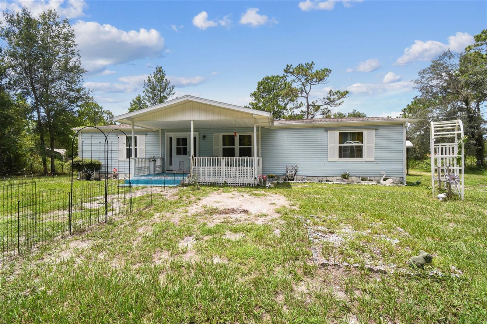 LIV ACRES UNREC SUB - Residential