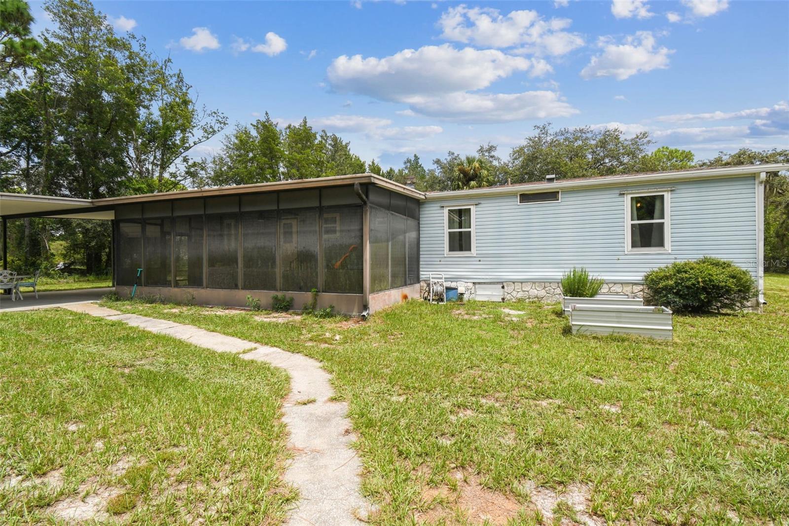 LIV ACRES UNREC SUB - Residential