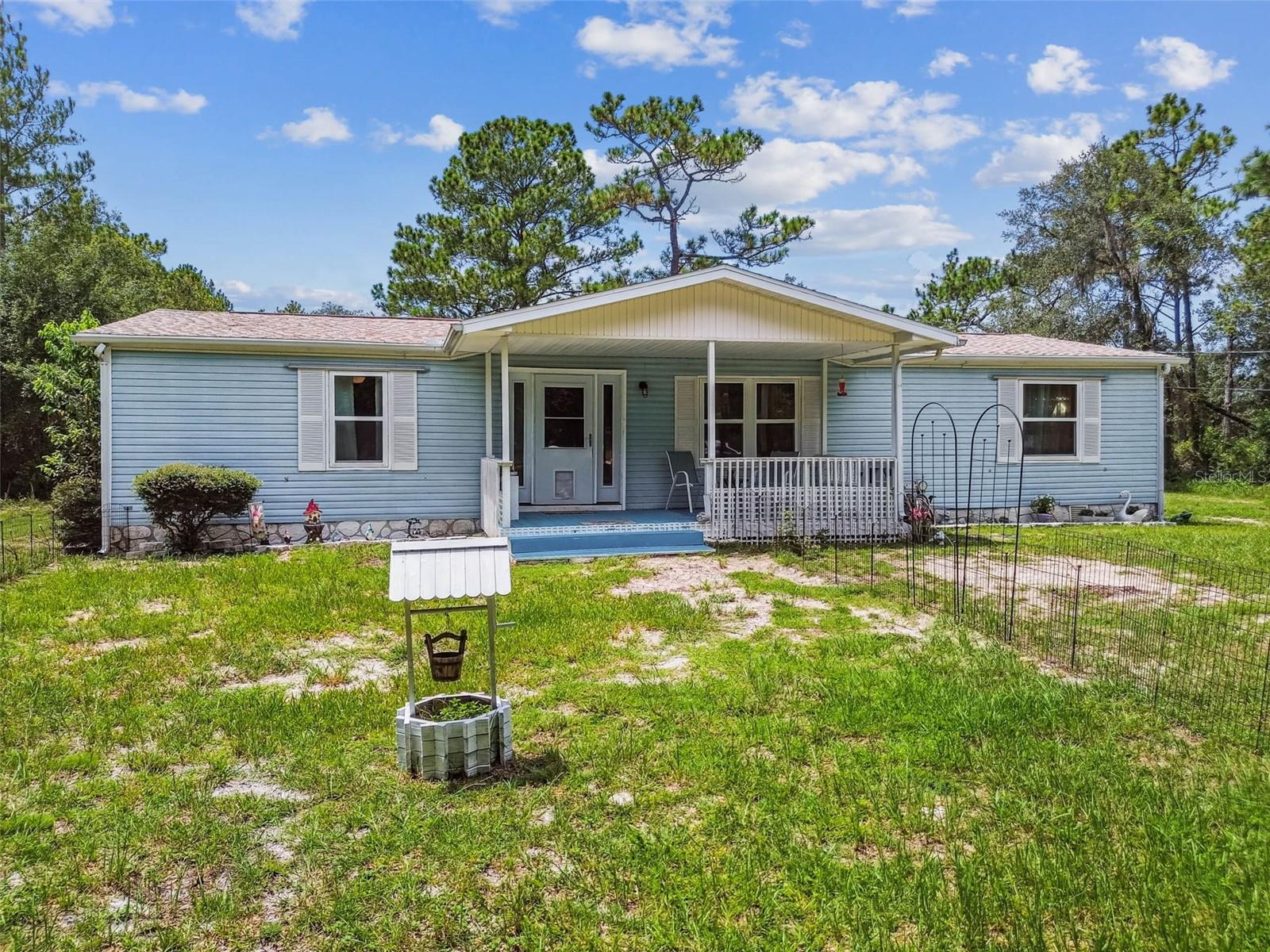 LIV ACRES UNREC SUB - Residential