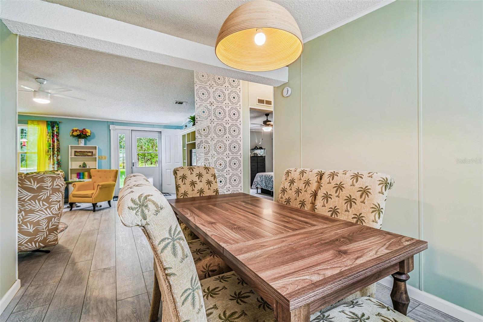 LIV ACRES UNREC SUB - Residential