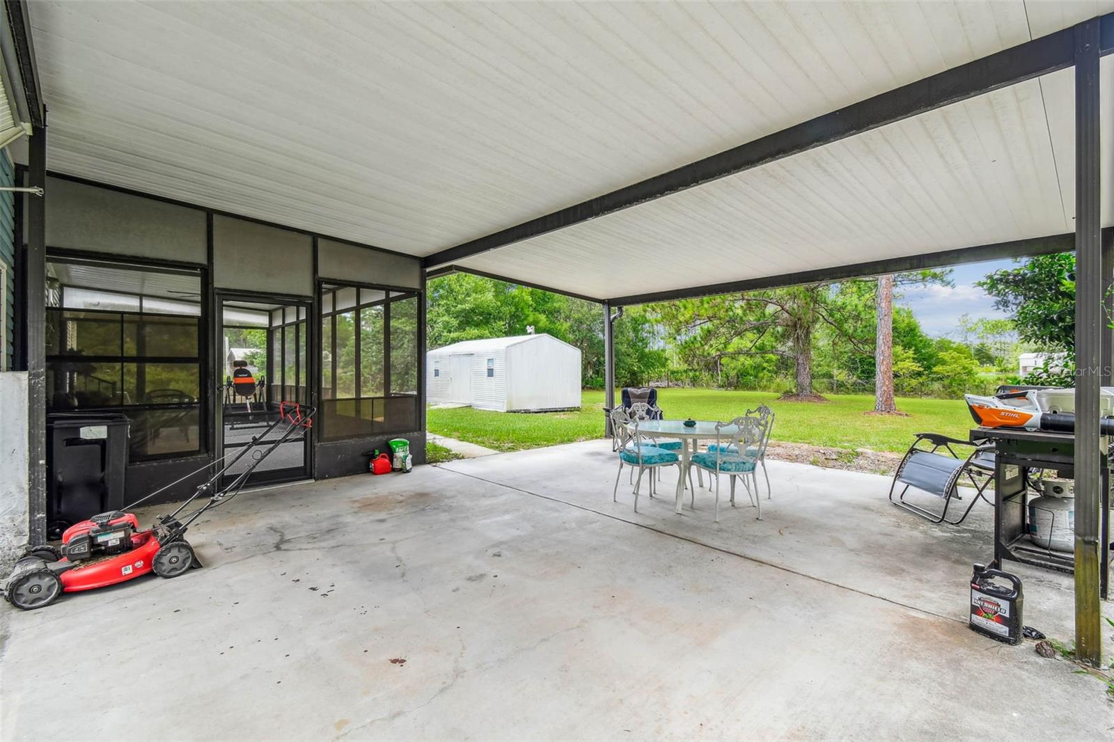 LIV ACRES UNREC SUB - Residential