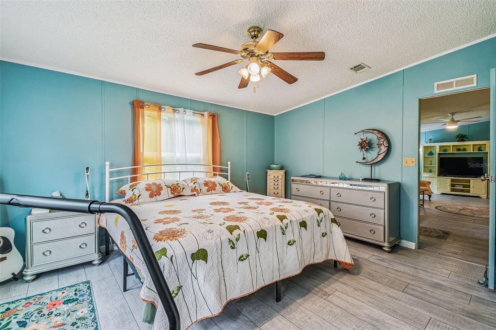 LIV ACRES UNREC SUB - Residential