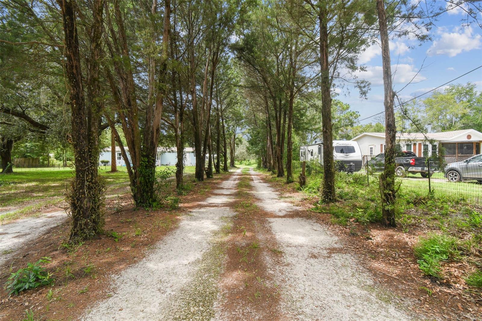 LIV ACRES UNREC SUB - Residential