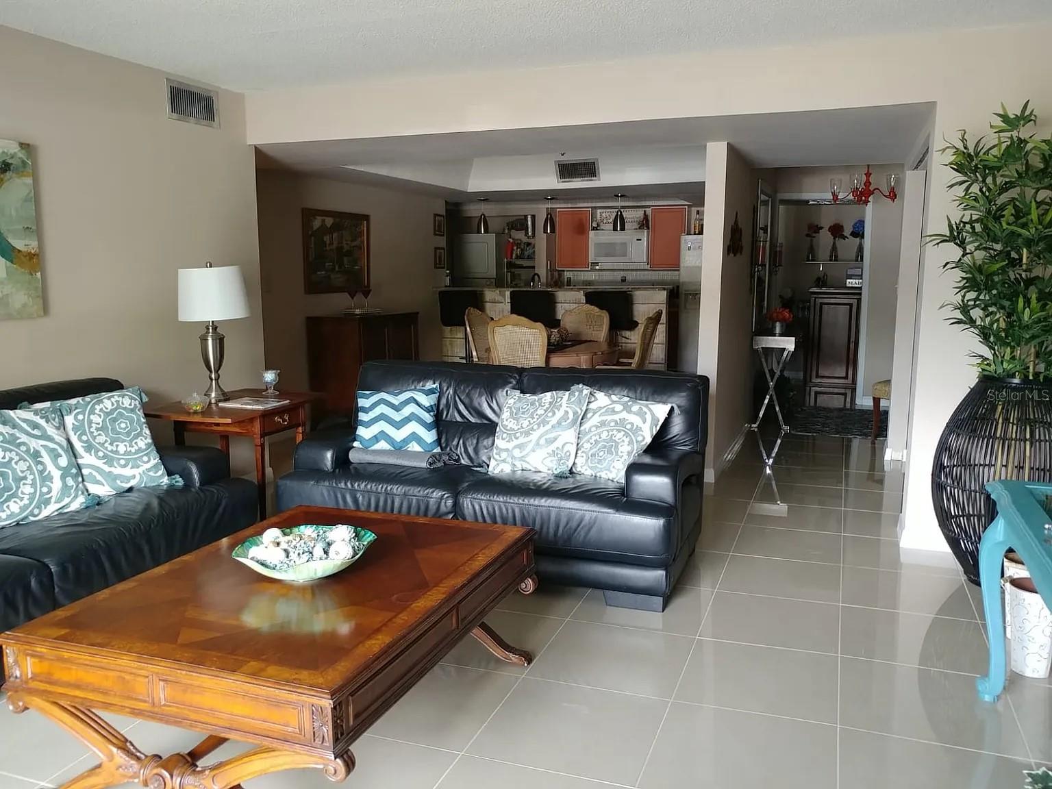 ALHAMBRA CLUB CONDO - Residential