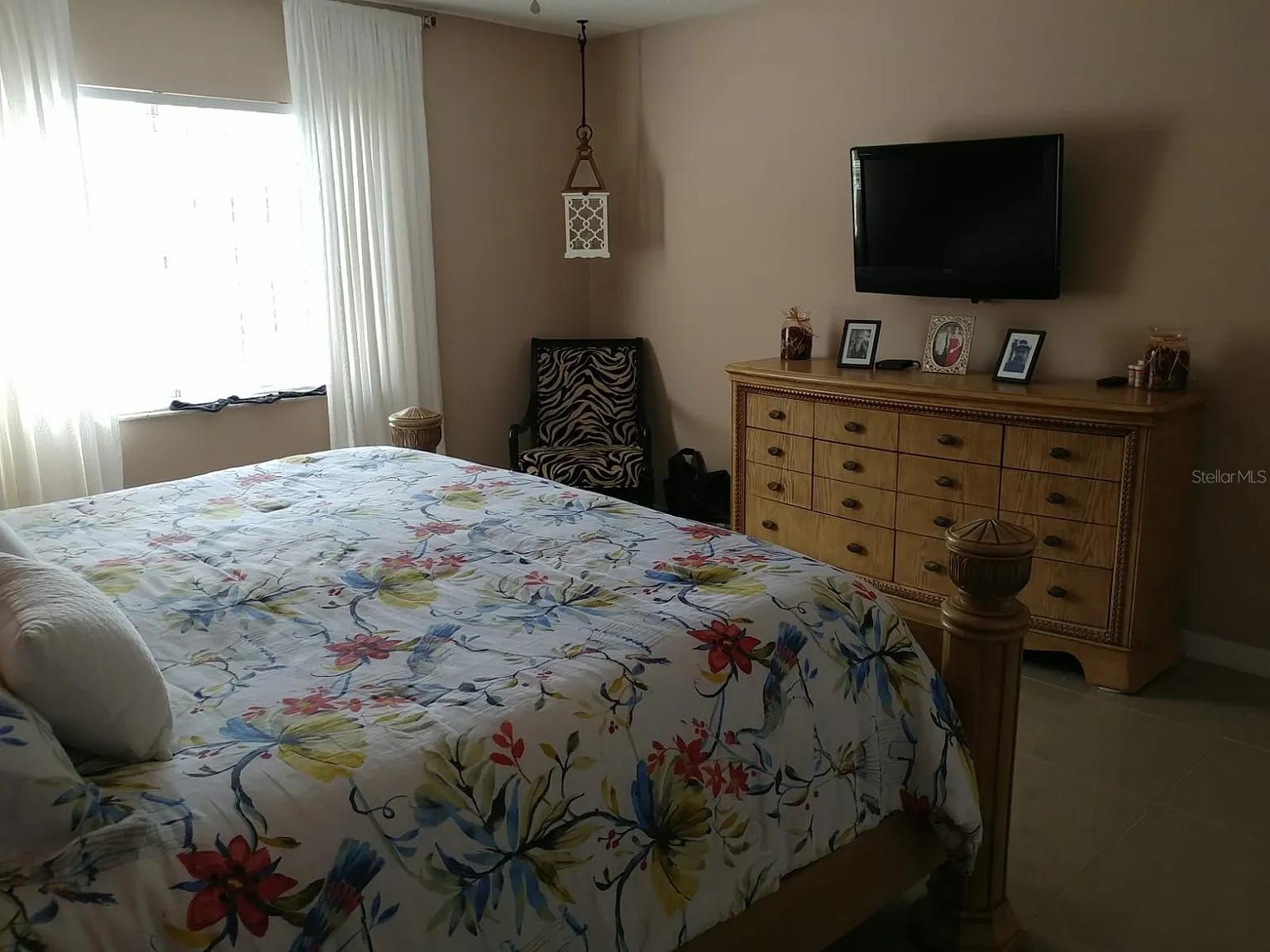 ALHAMBRA CLUB CONDO - Residential