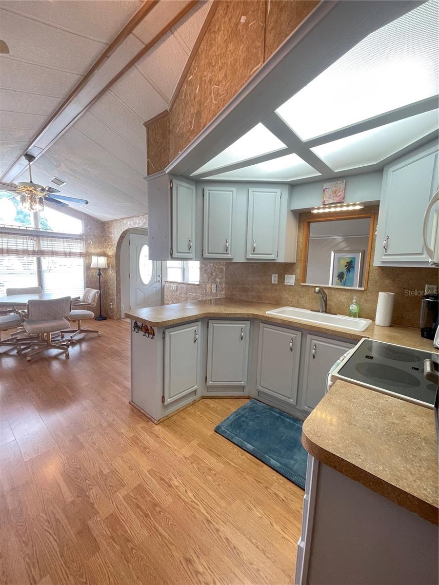 KOVE ESTATES COOP - Residential