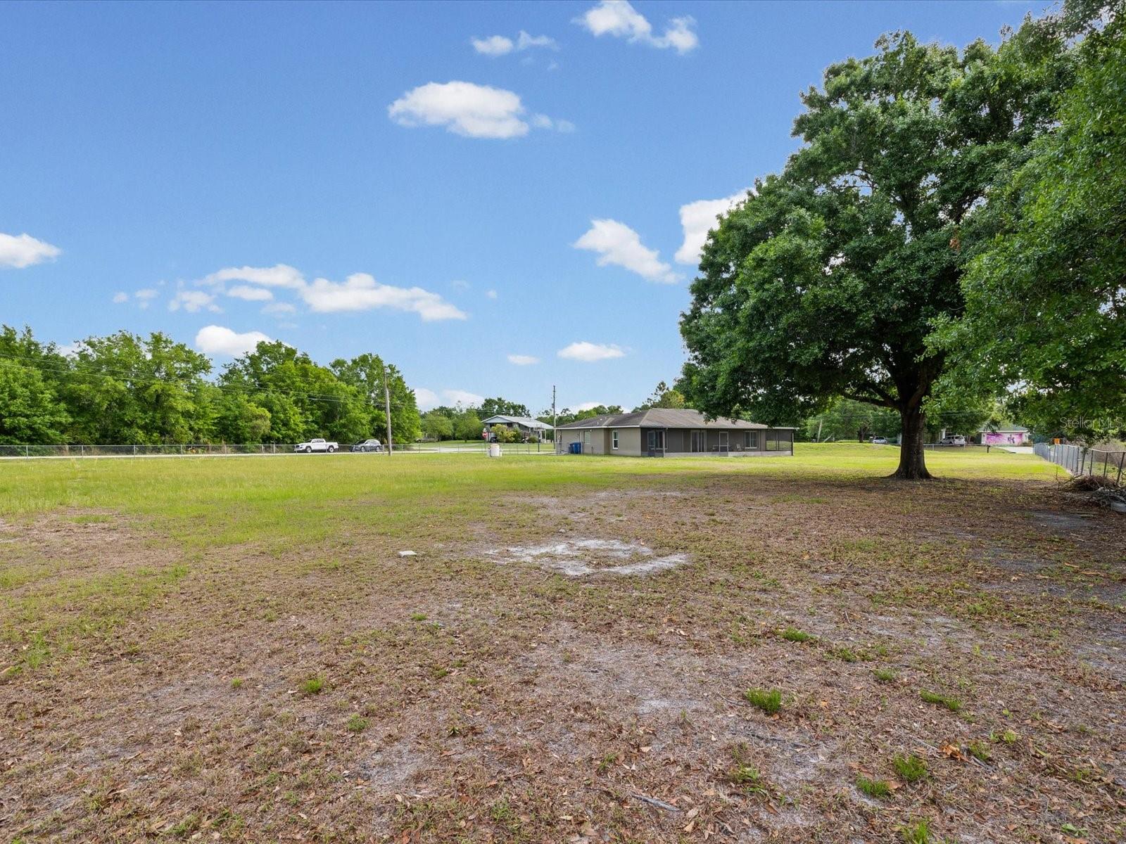 FOX RIDGE - Residential