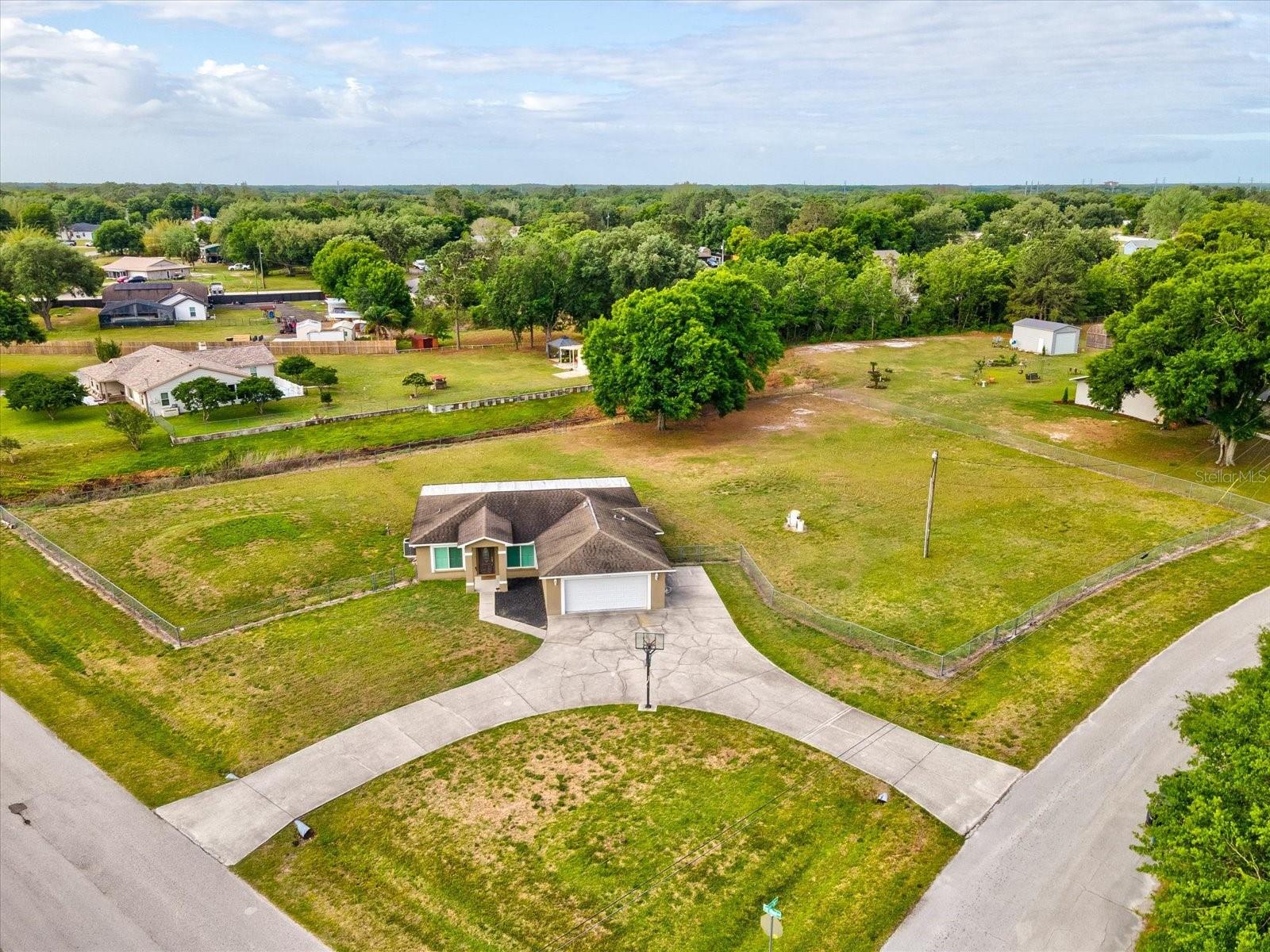 FOX RIDGE - Residential