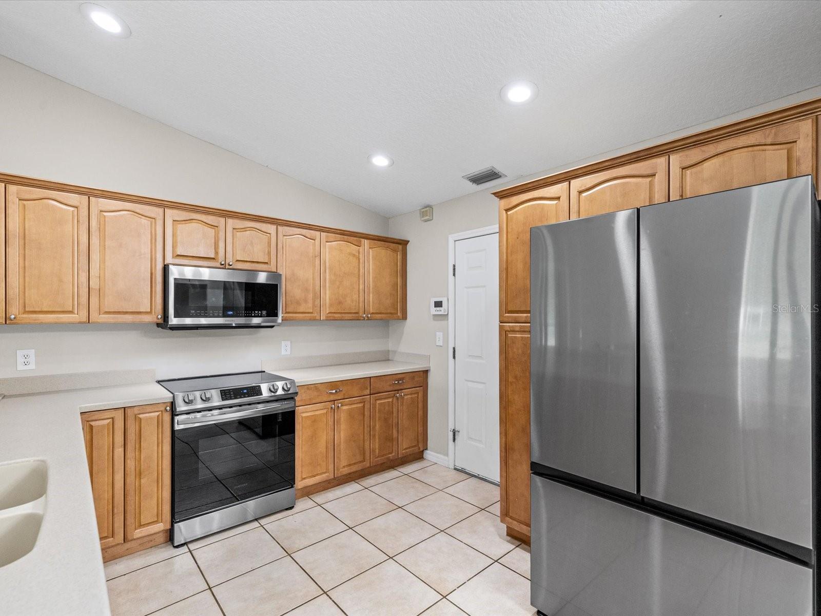 FOX RIDGE - Residential