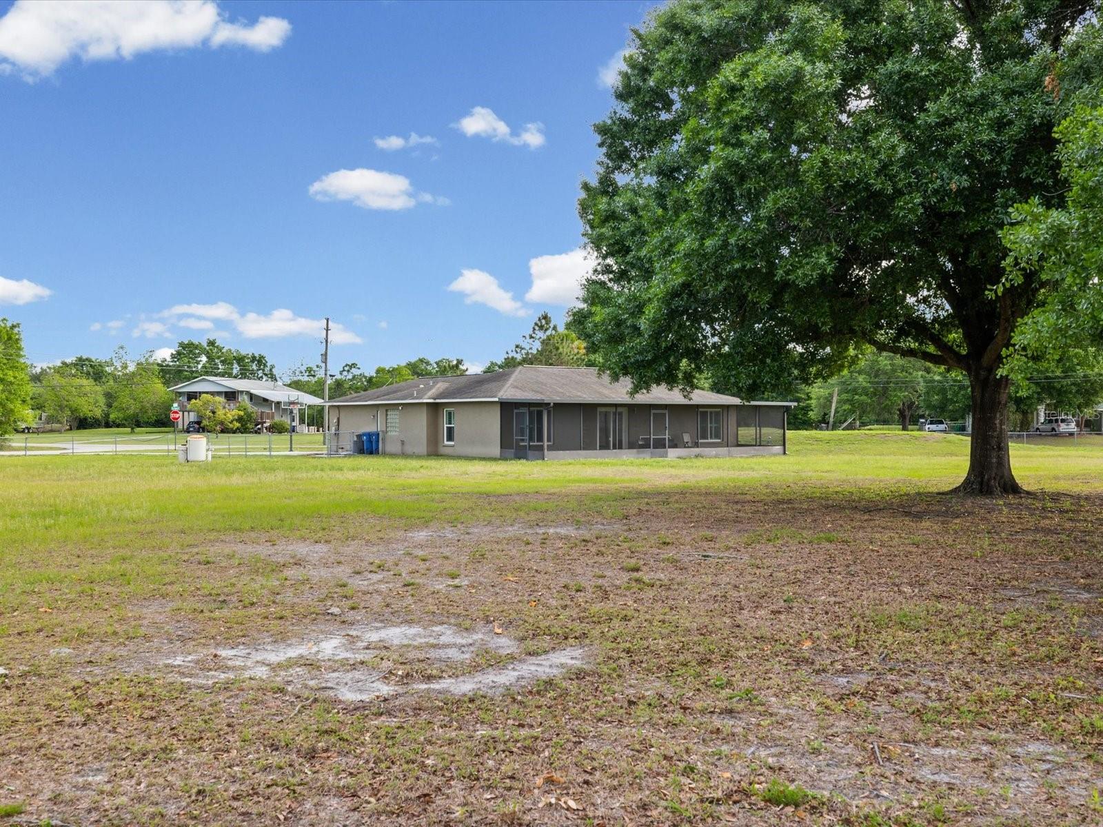 FOX RIDGE - Residential