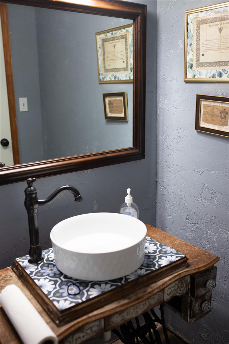 WOODS & LAKES - Residential