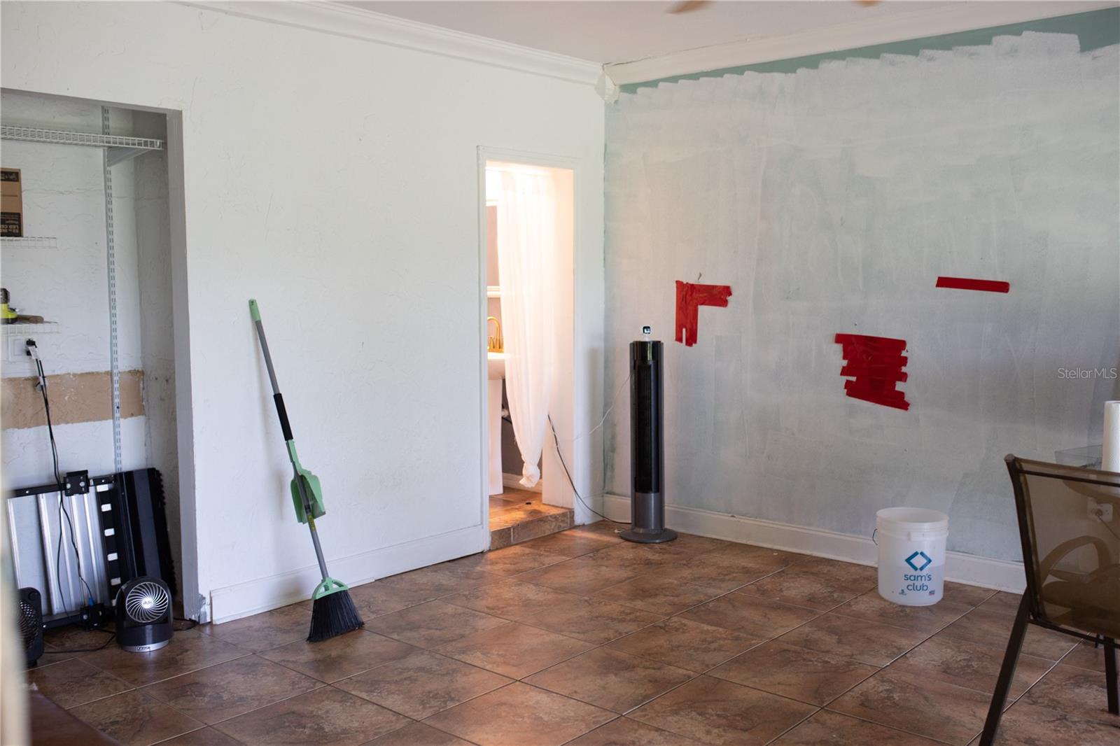 WOODS & LAKES - Residential