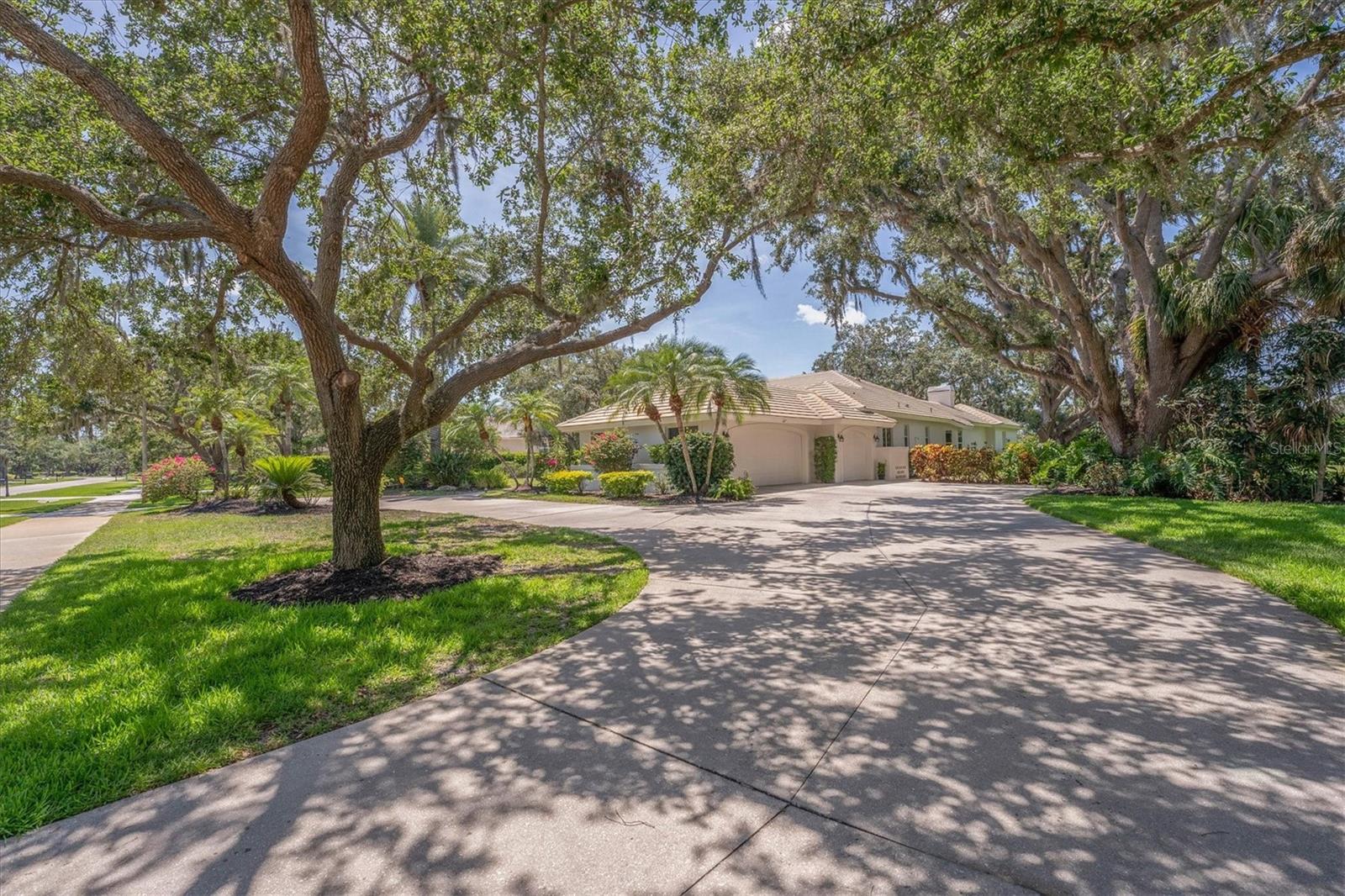 2914 DICK WILSON DRIVE