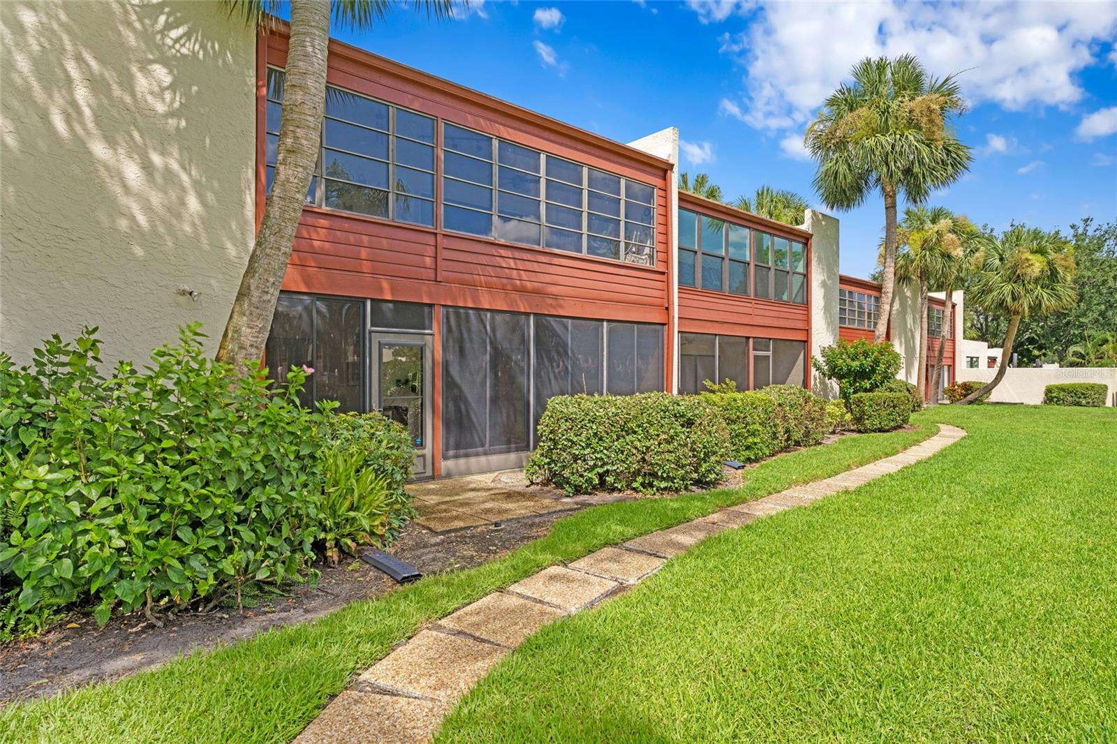 SPRING LAKES II - Residential