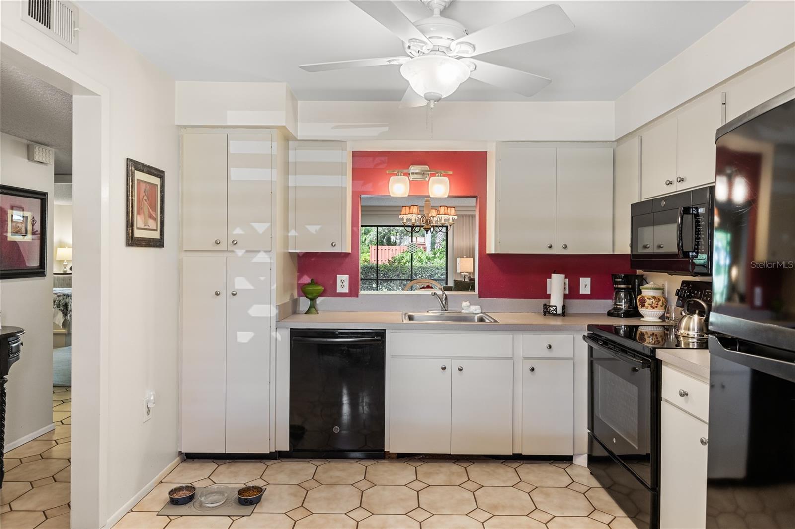 SPRING LAKES II - Residential