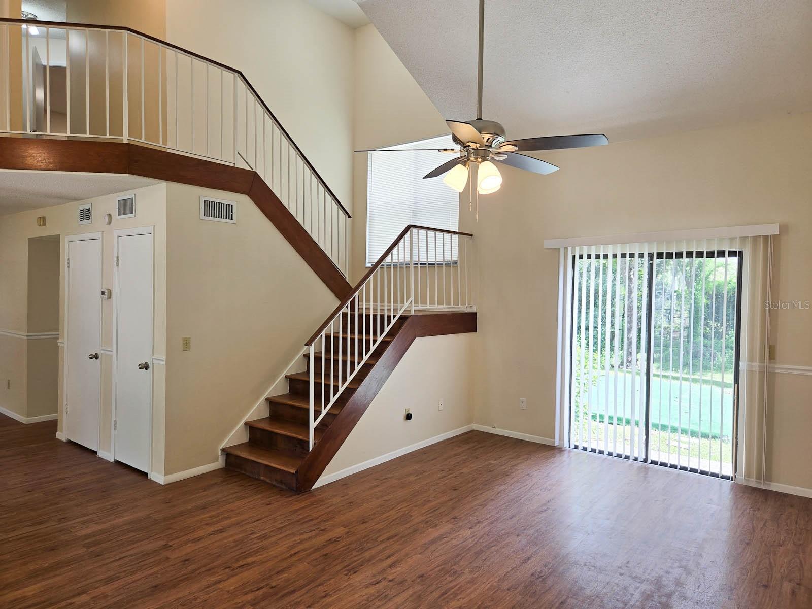 1232 WOODRIDGE COURT