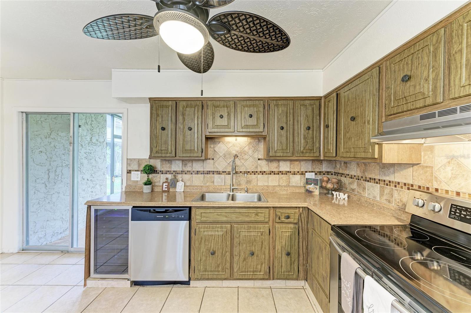 HIDDEN HOLLOW - Residential