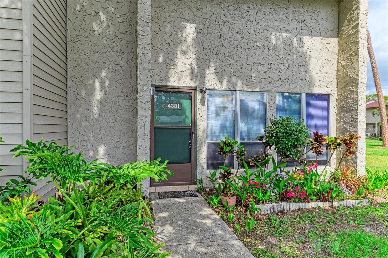 4381 SANDNER DRIVE