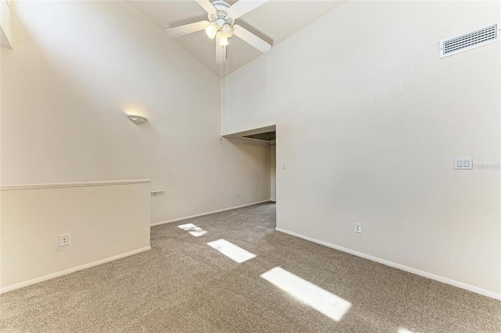 HIDDEN HOLLOW - Residential