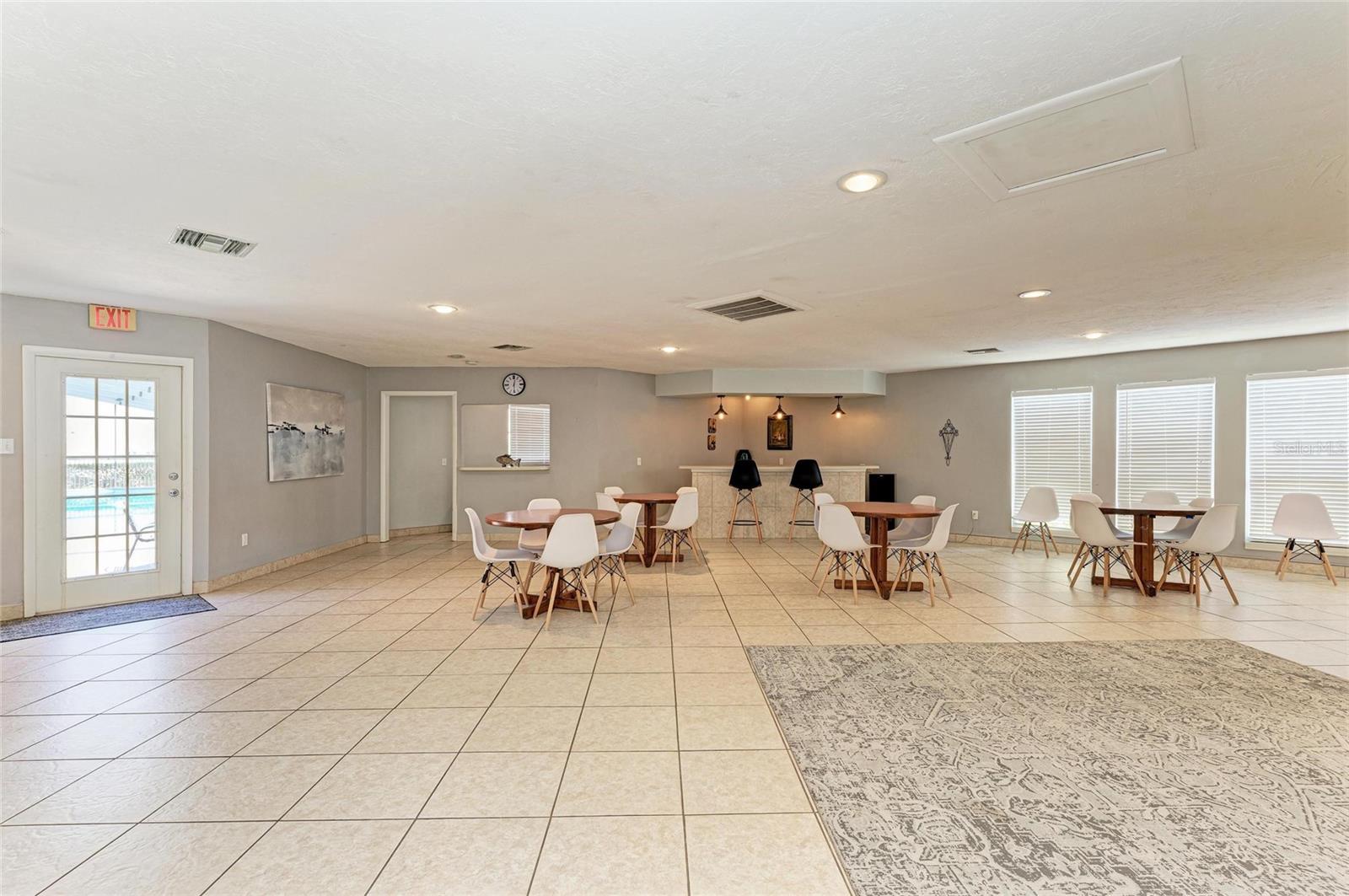 HIDDEN HOLLOW - Residential