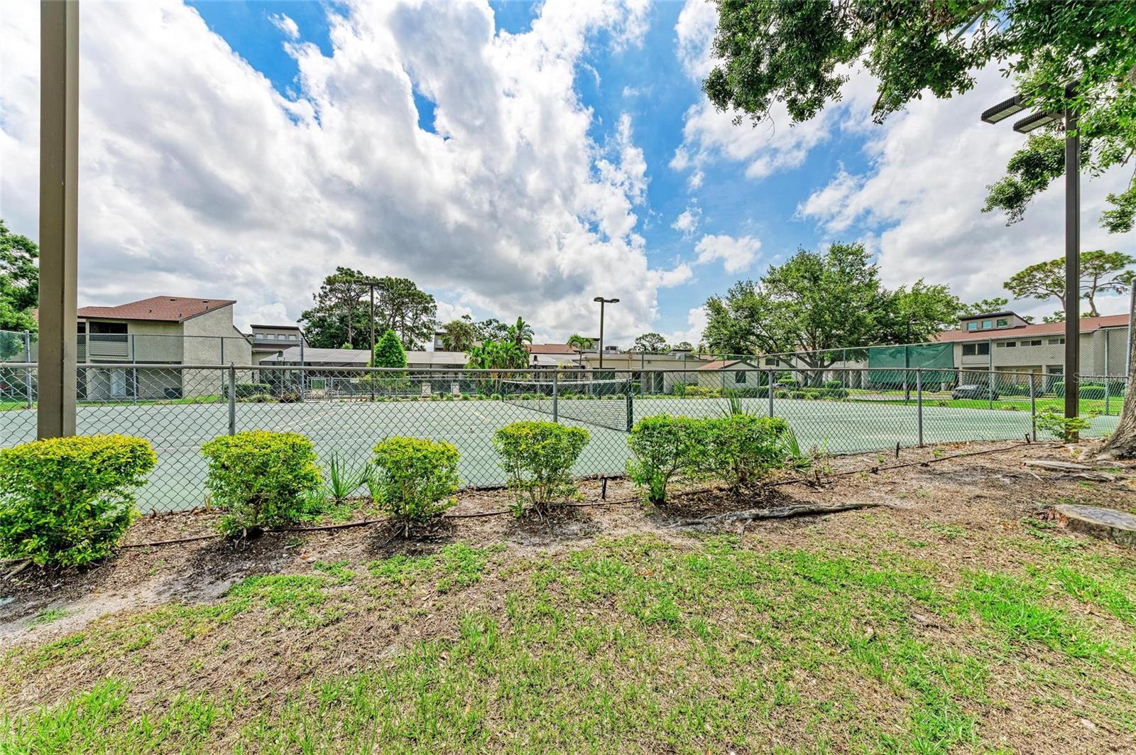 HIDDEN HOLLOW - Residential