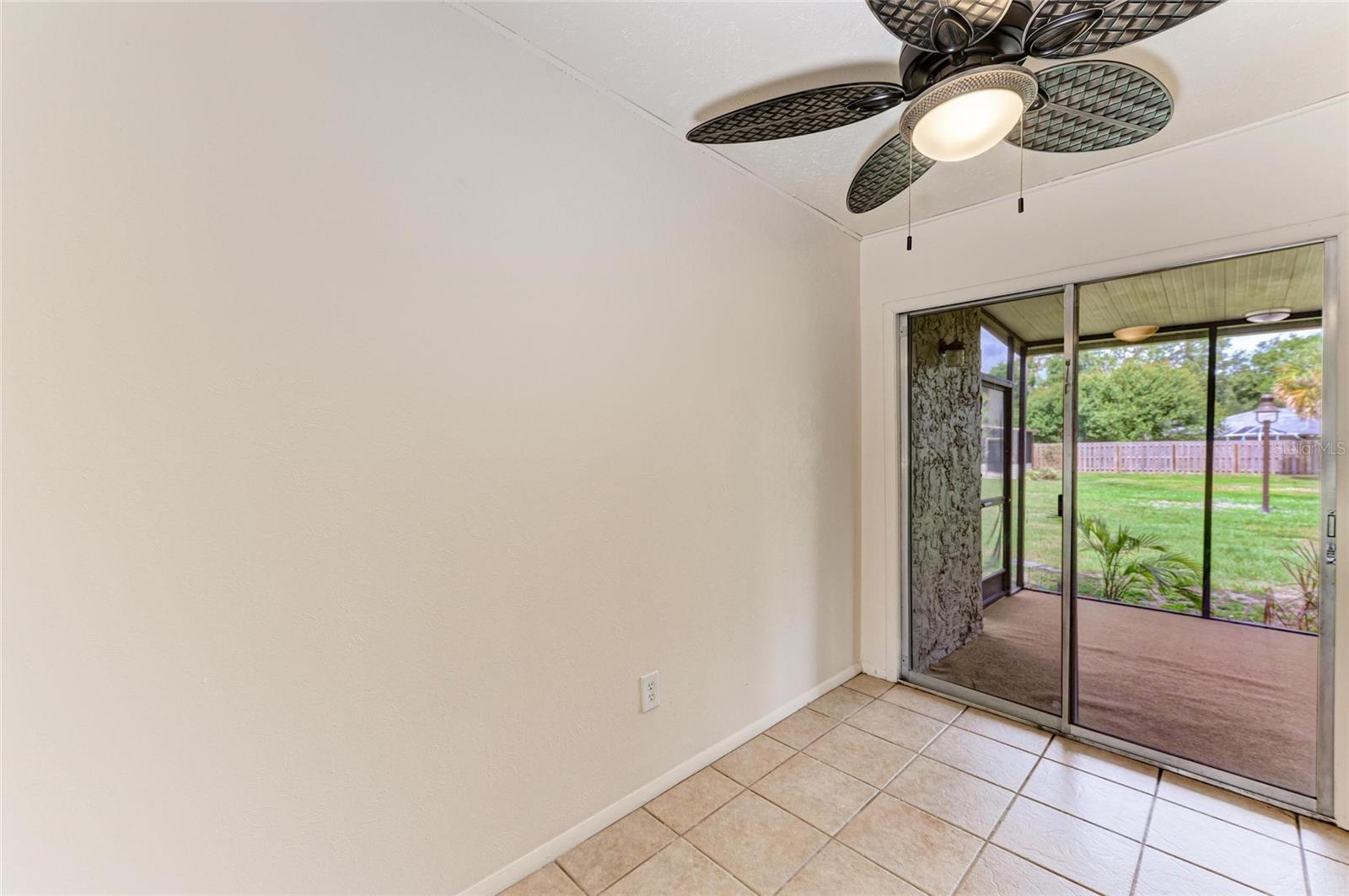 HIDDEN HOLLOW - Residential