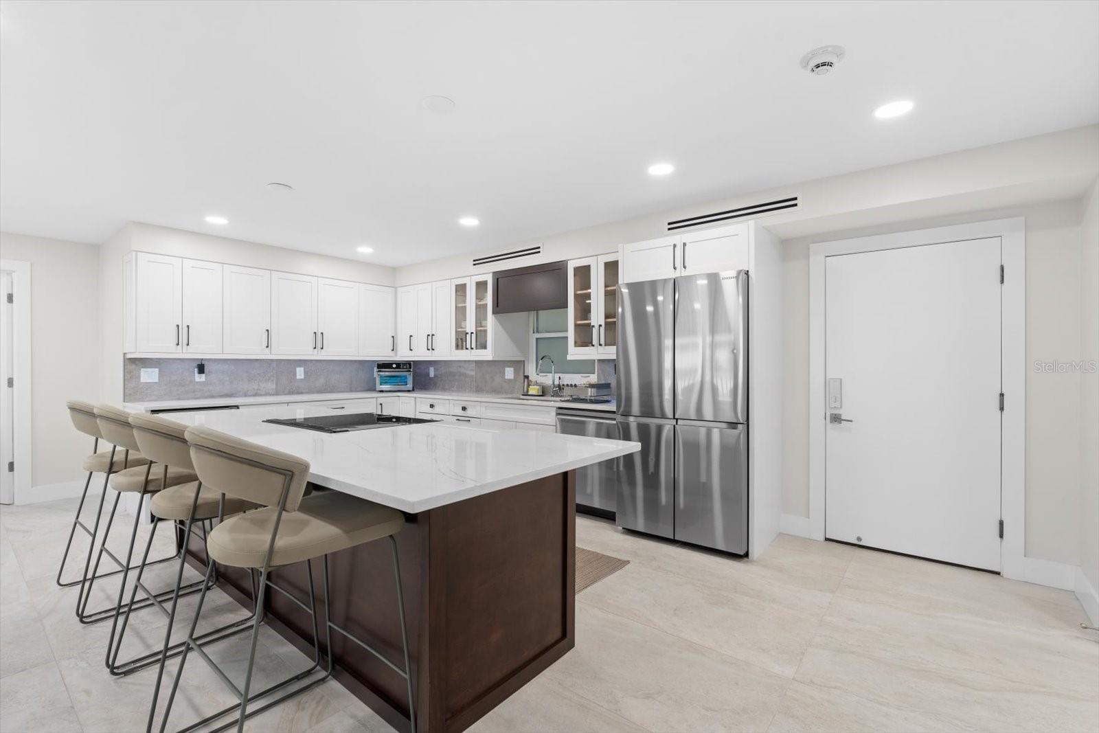 800 BENJAMIN FRANKLIN DRIVE 505
