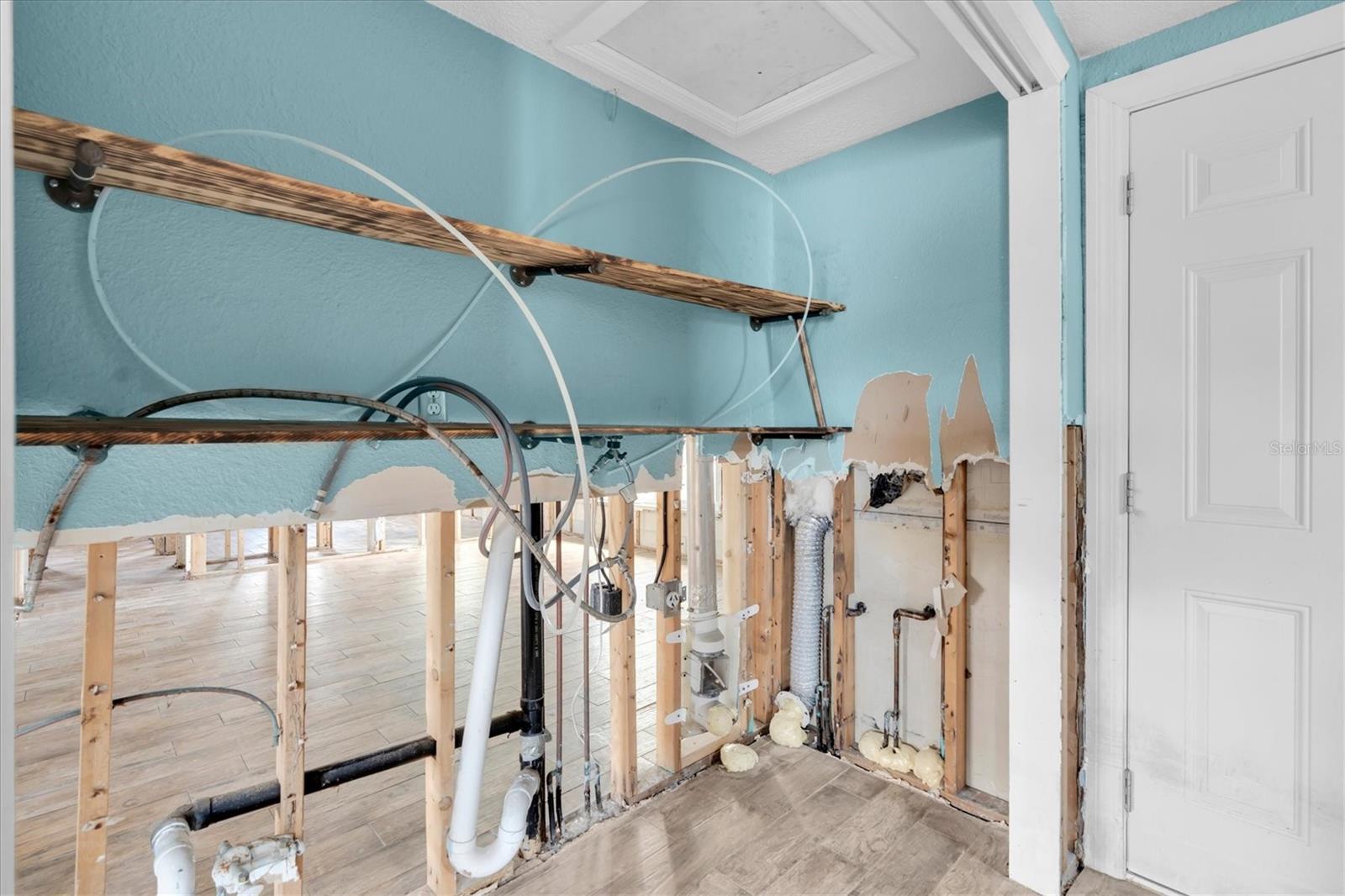 BAY PARK ESTATES - Residential