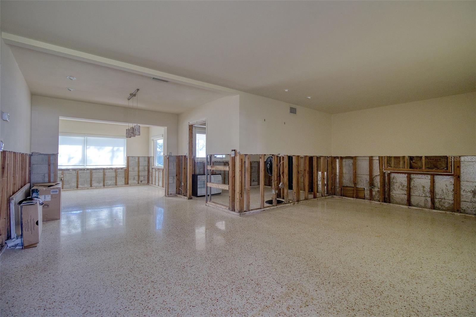 DUNEDIN SHORES SUB - Residential