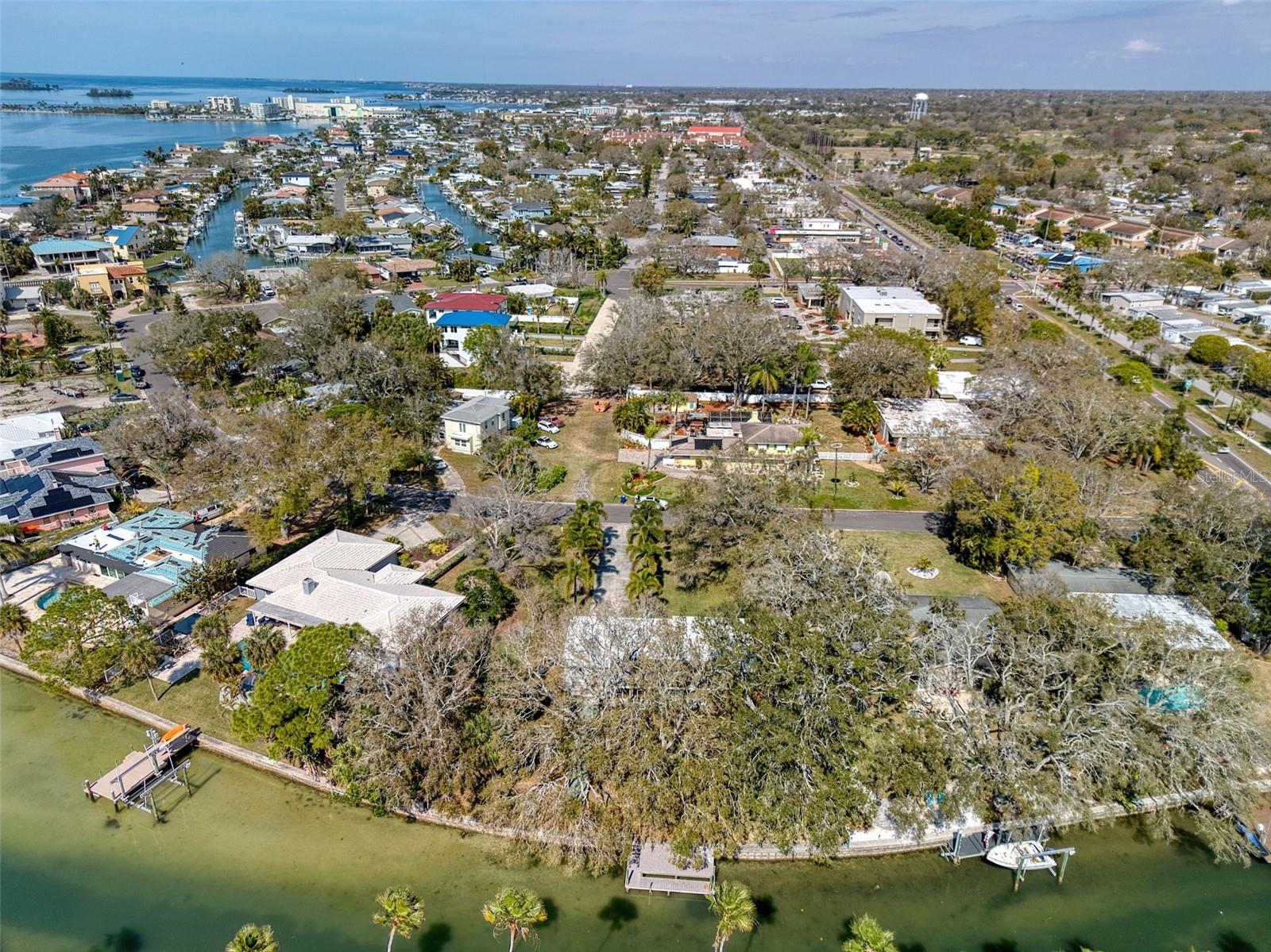 DUNEDIN SHORES SUB - Residential