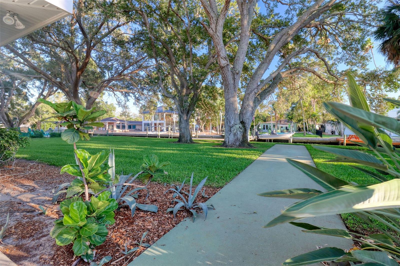 DUNEDIN SHORES SUB - Residential