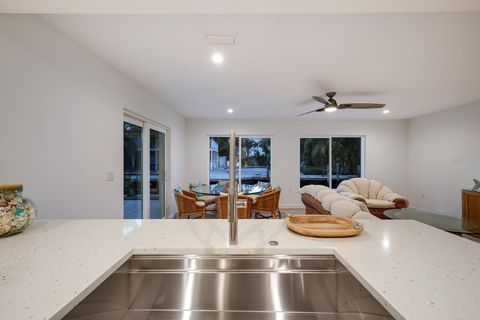 A home in LONGBOAT KEY