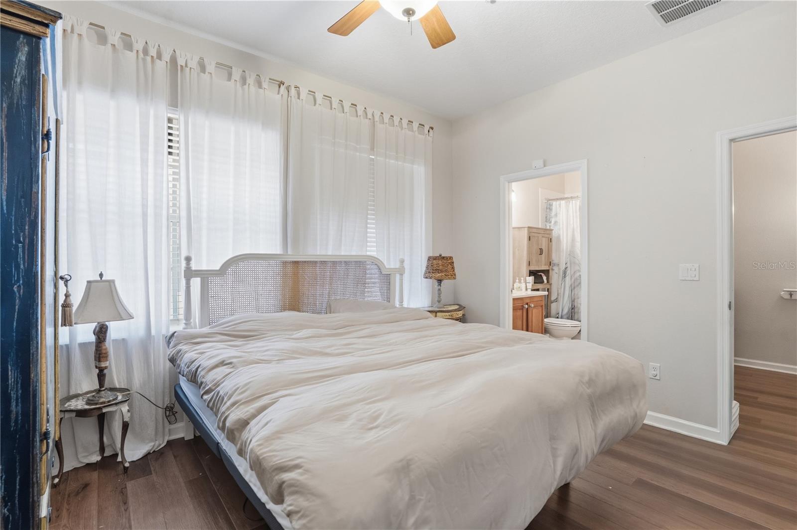 MURPHYS PLACE - Residential