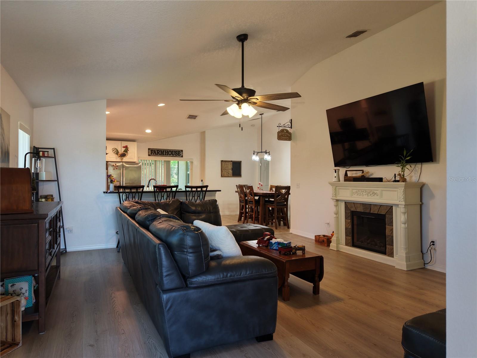 WATERFORD TRLS PH 3B - Residential