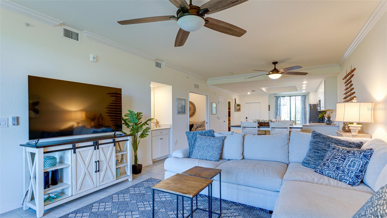 VERANDA V AT LAKEWOOD NATIONAL PH IV - Residential Lease