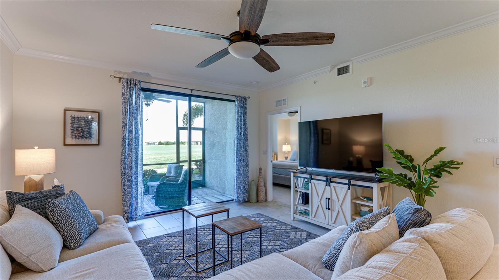 VERANDA V AT LAKEWOOD NATIONAL PH IV - Residential Lease