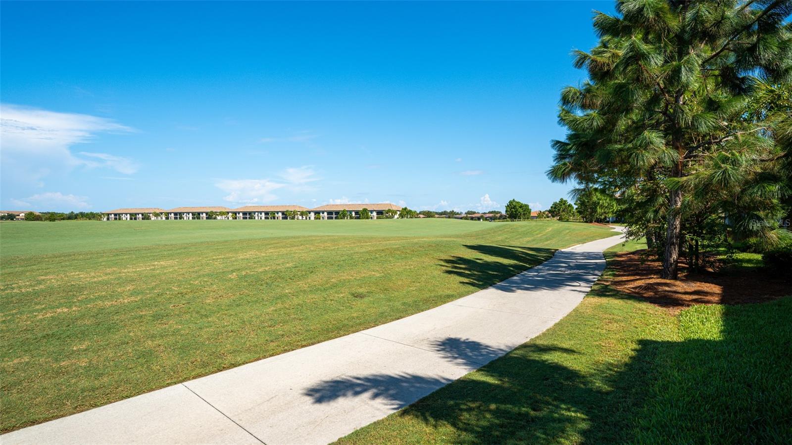 VERANDA V AT LAKEWOOD NATIONAL PH IV - Residential Lease