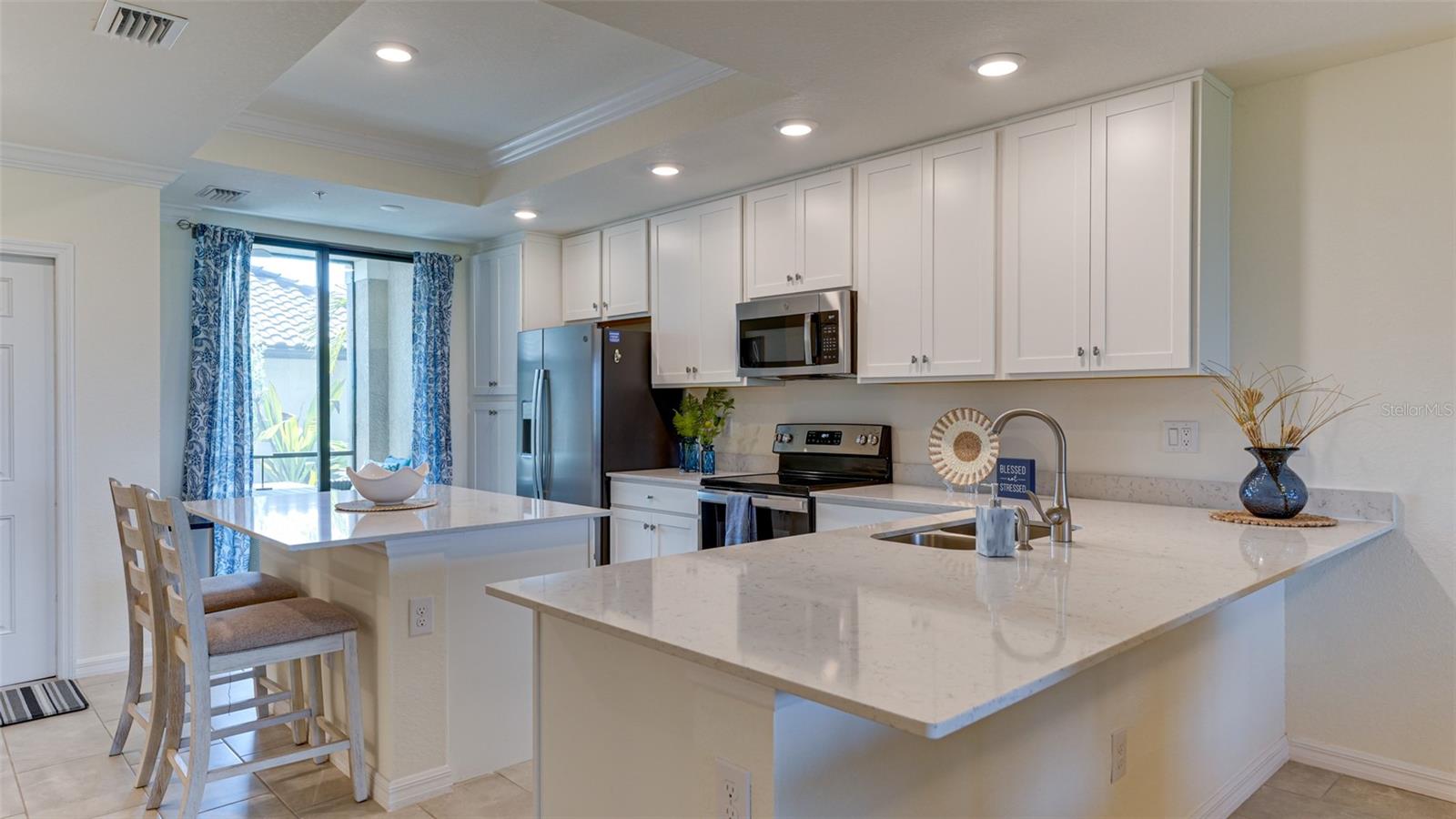 VERANDA V AT LAKEWOOD NATIONAL PH IV - Residential Lease